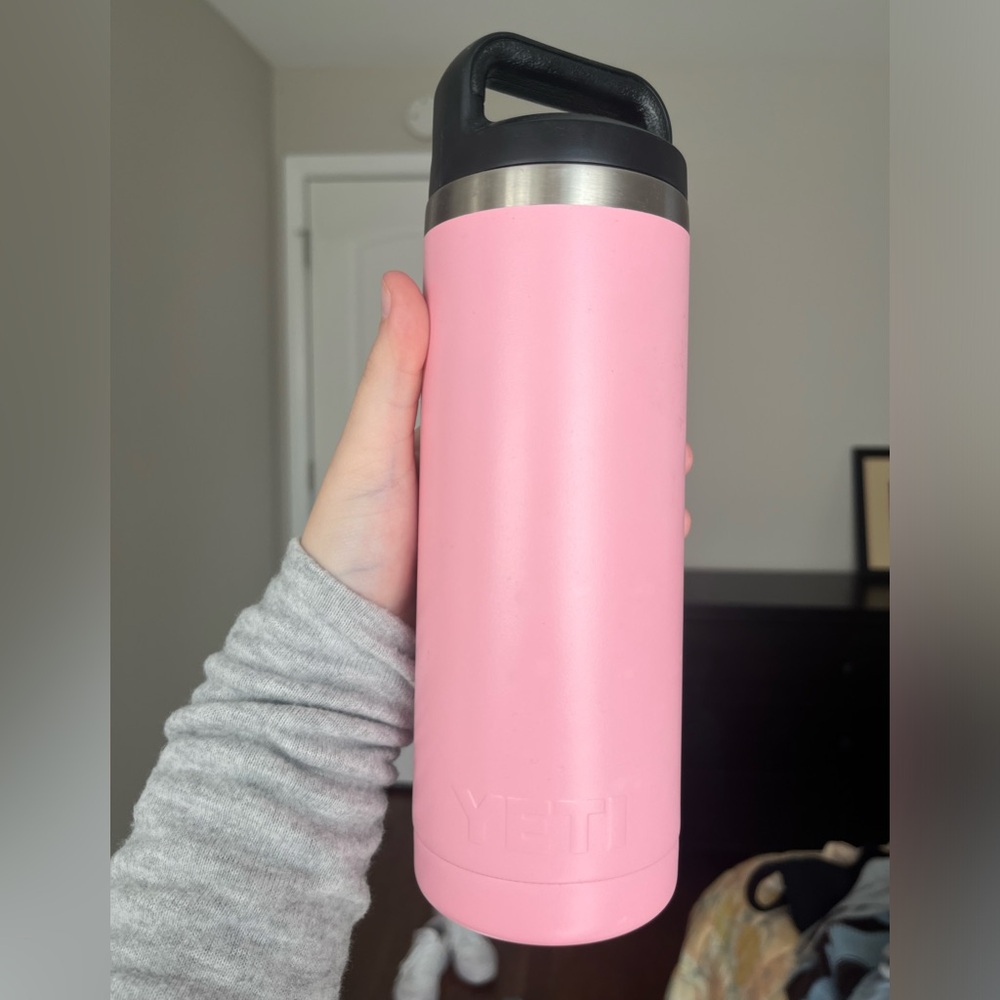 Yeti Le Pink 18oz Waterbottle